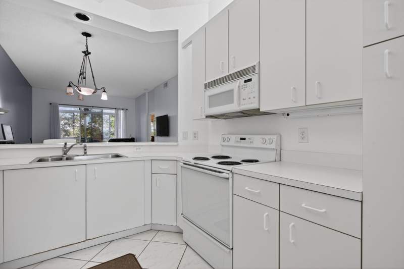2 bedroom Condominium at 9575 Weldon Circle #Apt C413, Weldon, Tamarac — photo 2