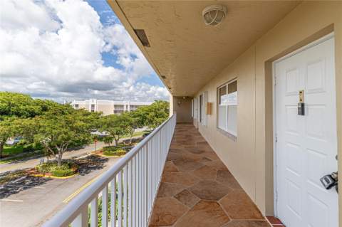 10315 NW 24th Place #407, Sunrise FL - photo 12 of 27