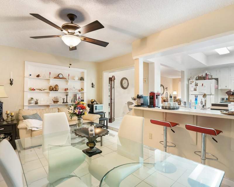 2 bedroom Single Family Residence at 4929 NW 53rd Street, Mainlands Of Tamarac Lake 6, Tamarac — photo 3