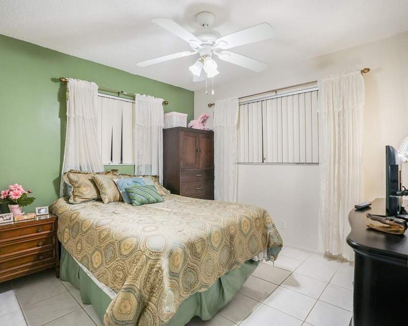 2 bedroom Single Family Residence at 4929 NW 53rd Street, Mainlands Of Tamarac Lake 6, Tamarac — photo 5