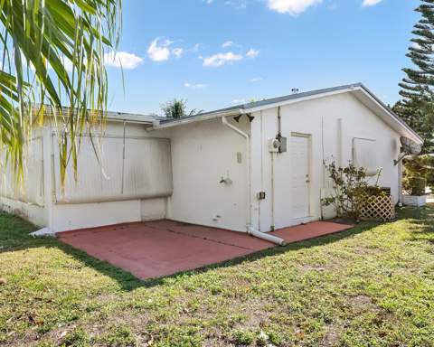 4929 NW 53rd Street, Tamarac FL - photo 8 of 19