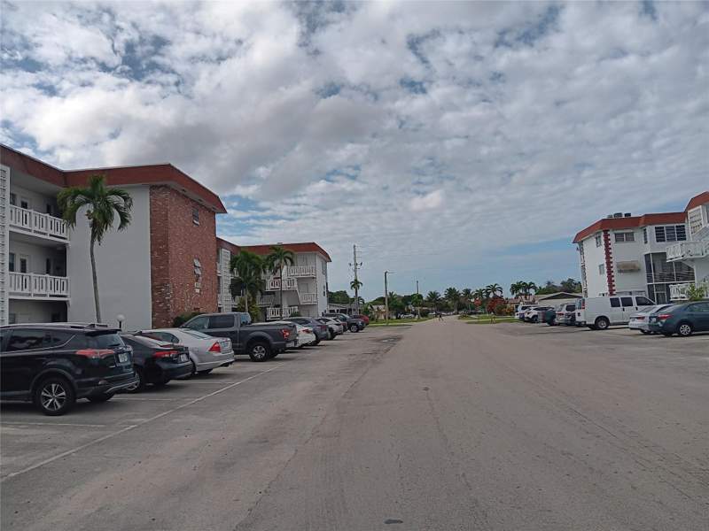 2 bedroom Condominium at 4310 NW 12th Court #203, Park South Eleven Inc, Lauderhill — photo 2