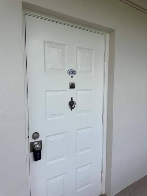 3850 Oaks Clubhouse Drive #403, Pompano Beach FL - photo 13 of 20