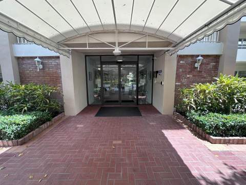 3850 Oaks Clubhouse Drive #403, Pompano Beach FL - photo 19 of 20