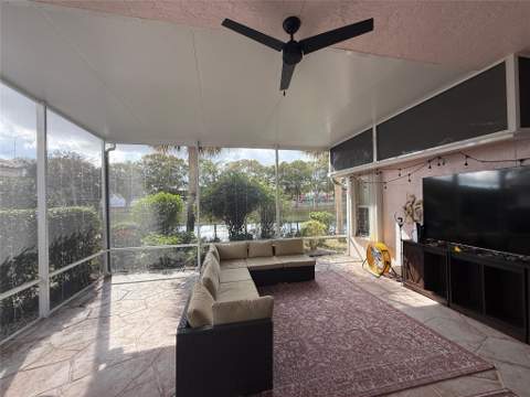2824 Waters Edge Circle, Greenacres FL - photo 7 of 36