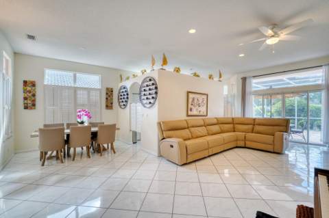 2824 Waters Edge Circle, Greenacres FL - photo 12 of 36