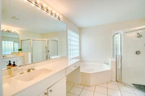 2824 Waters Edge Circle, Greenacres FL - photo 20 of 36