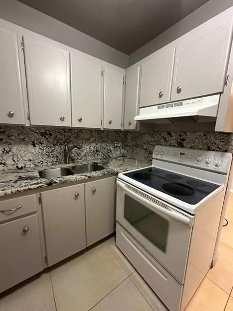 350 S Cypress Road #522, Pompano Beach FL - photo 19 of 23