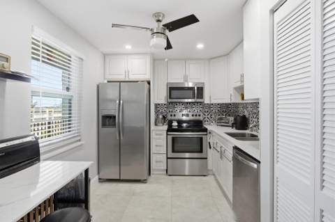 3910 Inverrary Boulevard #708-B, Lauderhill FL - photo 14 of 58