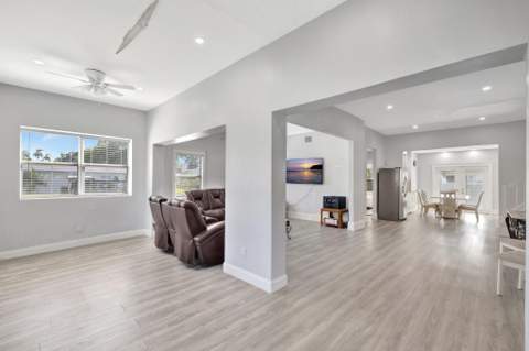 901 W Las Olas Boulevard, Fort Lauderdale FL - photo 21 of 53