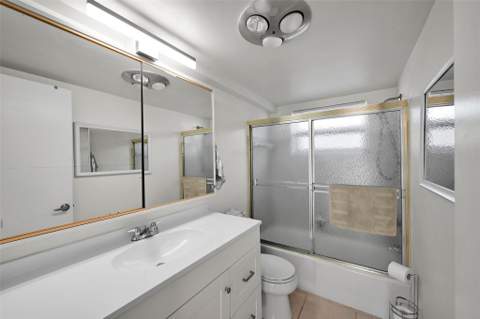901 S Surf Road #203, Hollywood FL - photo 13 of 23