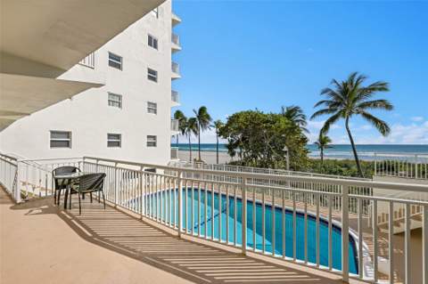 901 S Surf Road #203, Hollywood FL - photo 20 of 23
