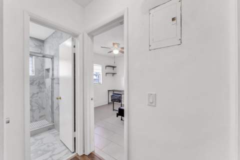 7401 Pines Boulevard #201, Pembroke Pines FL - photo 16 of 29