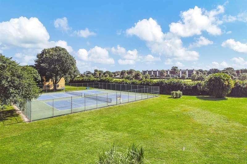 2 bedroom Condominium at 9300 SW 8th Street #422, Isle Of Sandalfoot Condo, Boca Raton — photo 5