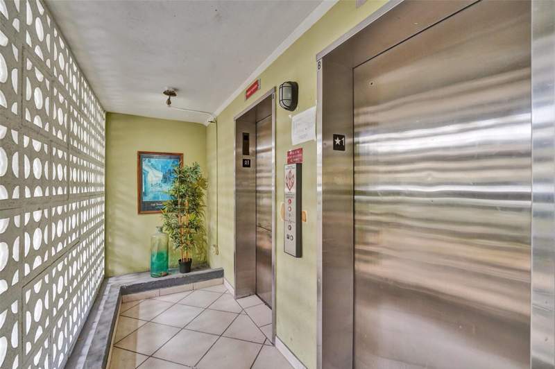 1 bedroom Condominium at 1425 Arthur Street #202A, Santa Monica Condominium, Hollywood — photo 4