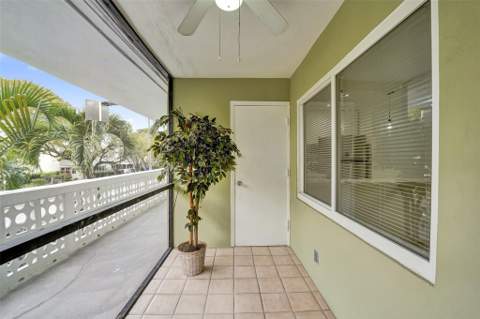 1425 Arthur Street #202A, Hollywood FL - photo 6 of 48