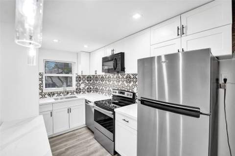 1425 Arthur Street #202A, Hollywood FL - photo 19 of 48