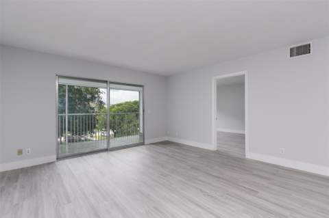 12600 SW 5th Court #408l, Pembroke Pines FL - photo 11 of 40