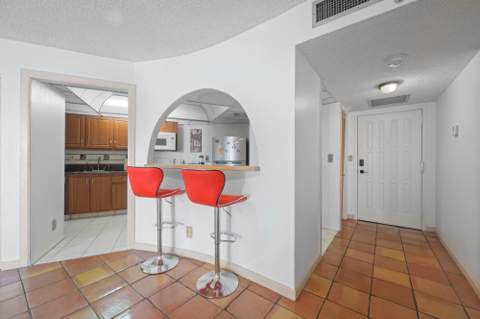 600 Parkview Drive #1111 (Ph11), Hallandale Beach FL - photo 10 of 26