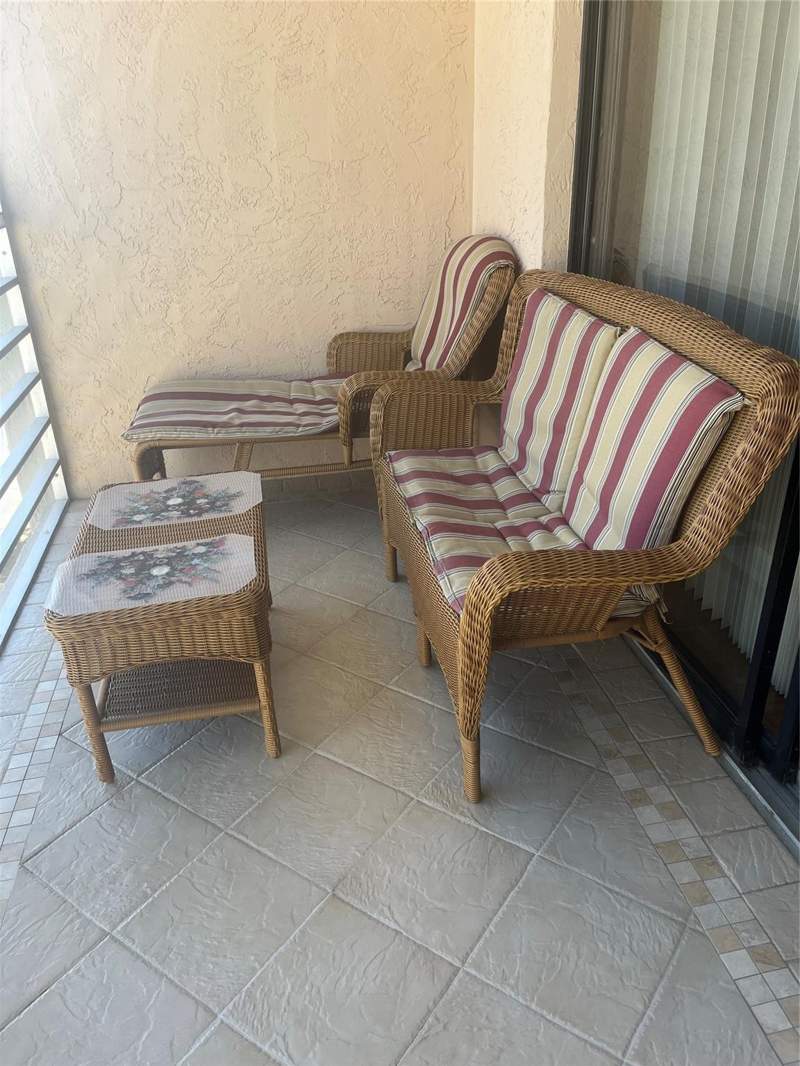 2 bedroom Condominium at 1800 sw 81 Ave N 81 Ave Lauderdale Avenue #1418, Courtyards of Broward, North Lauderdale — photo 3