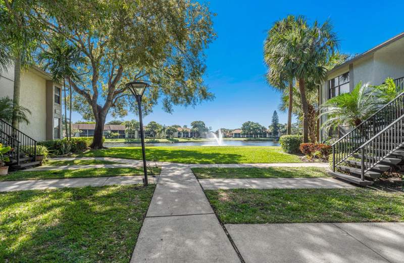 2 bedroom Condominium at 1244 S Military Trail #725, Villas at Meadow Lakes, Deerfield Beach — photo 4