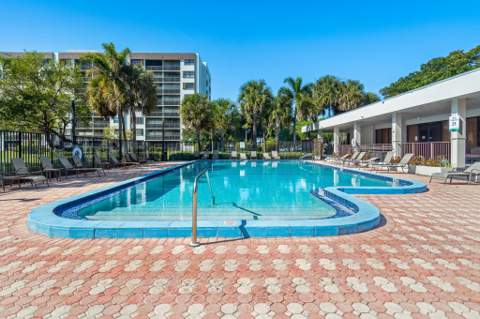 1244 S Military Trail #725, Deerfield Beach FL - photo 9 of 16