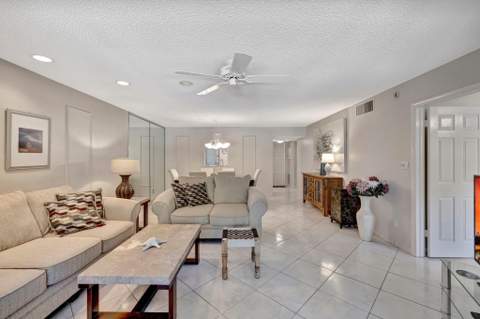 4270 NW 40th Street #302, Lauderdale Lakes FL - photo 19 of 59