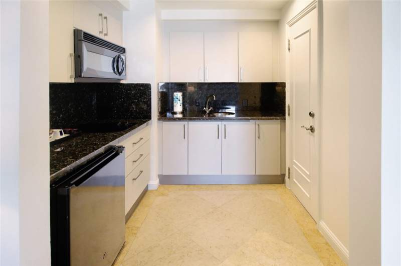 1 bedroom Condominium at 601 N Ft Lauderdale Bch Boulevard #1111, The Atlantic Hotel Condo, Fort Lauderdale — photo 4