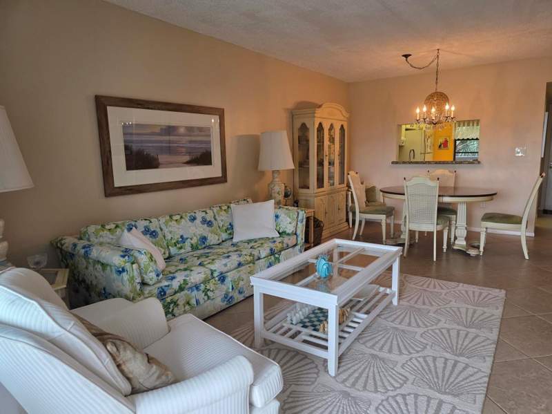 1 bedroom Condominium at 1001 Colony Point Circle #405, Colony Point, Pembroke Pines — photo 2