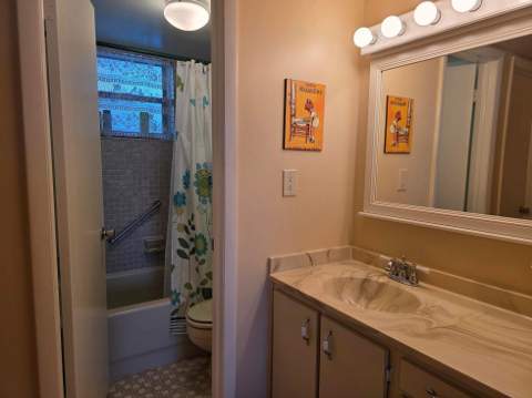 1001 Colony Point Circle #405, Pembroke Pines FL - photo 10 of 26