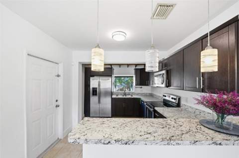 1435 SW 5th Court, Fort Lauderdale FL - photo 7 of 18