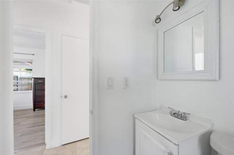 1435 SW 5th Court, Fort Lauderdale FL - photo 13 of 18