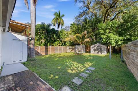 1435 SW 5th Court, Fort Lauderdale FL - photo 15 of 18