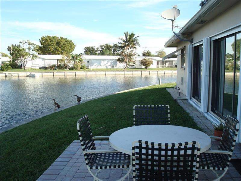 2 bedroom Single Family Residence at 5809 NW 85th Avenue, Mainlands Of Tamarac Lake, Tamarac — photo 4