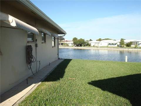 5809 NW 85th Avenue, Tamarac FL - photo 7 of 19