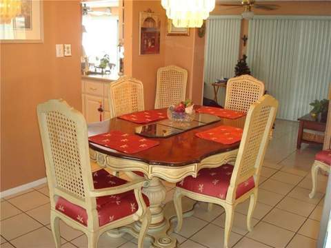 5809 NW 85th Avenue, Tamarac FL - photo 10 of 19