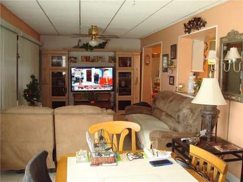 5809 NW 85th Avenue, Tamarac FL - photo 13 of 19