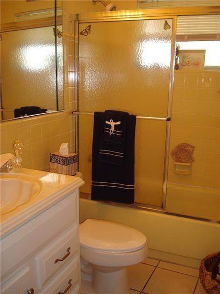 5809 NW 85th Avenue, Tamarac FL - photo 18 of 19