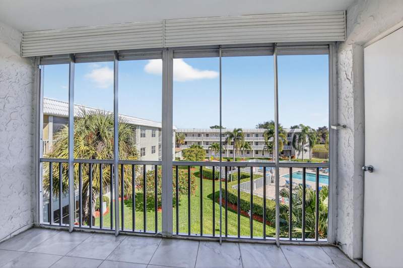 1 bedroom Condominium at 9872 Marina Boulevard #1433, Sandalfoot South Three In, Boca Raton — photo 3