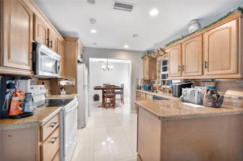 6810 Merion Court, North Lauderdale FL - photo 8 of 20