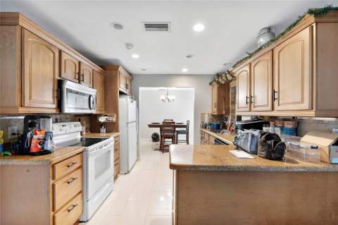 6810 Merion Court, North Lauderdale FL - photo 9 of 20