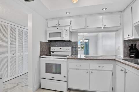 9872 Marina Boulevard #1433, Boca Raton FL - photo 13 of 40