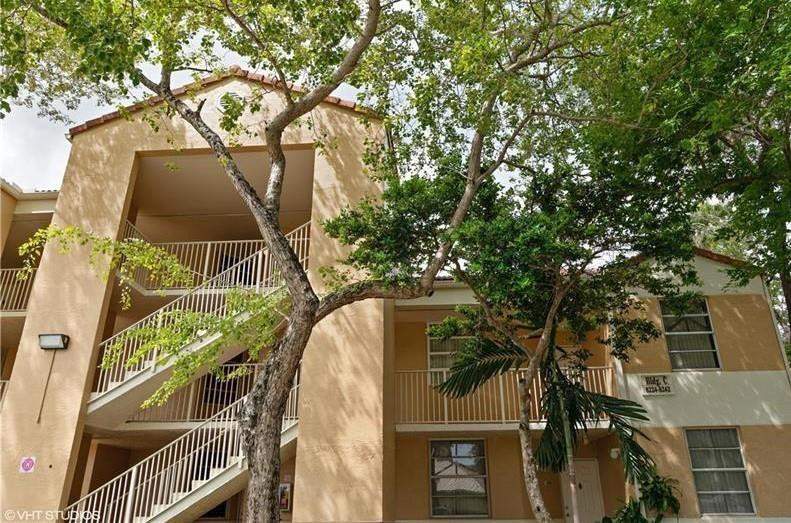 2 bedroom Condominium at 8242 NW 24th Street #8242, Coral Springs Estate, Coral Springs — photo 2