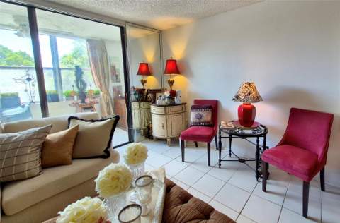 2840 Somerset Drive #208m, Lauderdale Lakes FL - photo 6 of 12