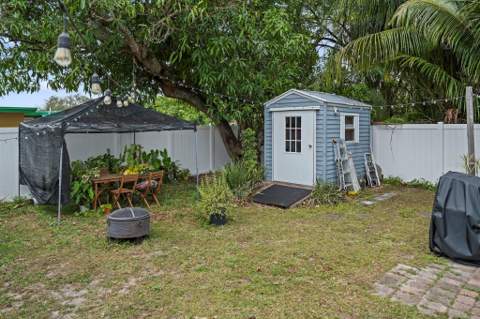 5829 Hayes Street, Hollywood FL - photo 15 of 35