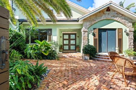 539 NE 10th Avenue, Fort Lauderdale FL - photo 6 of 45