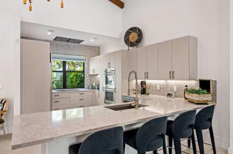 539 NE 10th Avenue, Fort Lauderdale FL - photo 15 of 45