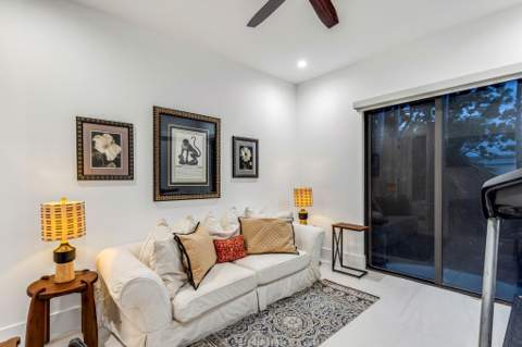 539 NE 10th Avenue, Fort Lauderdale FL - photo 24 of 45