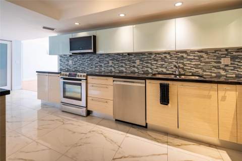1151 N Fort Lauderdale Beach Boulevard #4c, Fort Lauderdale FL - photo 15 of 30