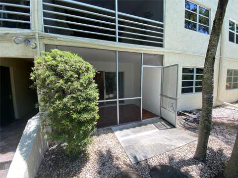 1400 NE 57th Street #104, Fort Lauderdale FL - photo 10 of 12